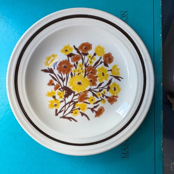 Vintage Bread and Butter Dessert Plate by Homer Laughlin in New Paradise Pattern - Picture 4 of 6